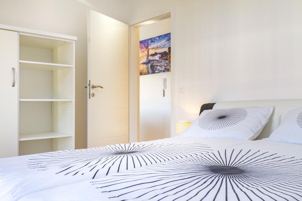 Villa Apartments Futura วานตาชิชี ภายนอก รูปภาพ