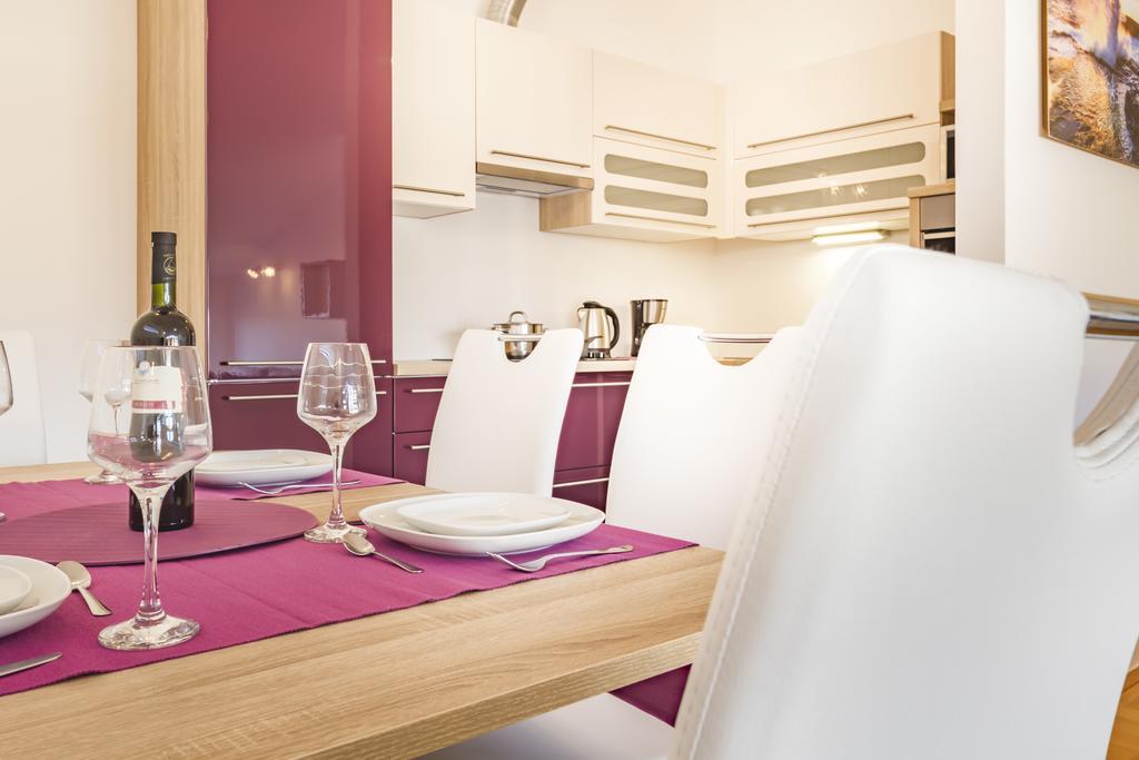 Villa Apartments Futura วานตาชิชี ภายนอก รูปภาพ